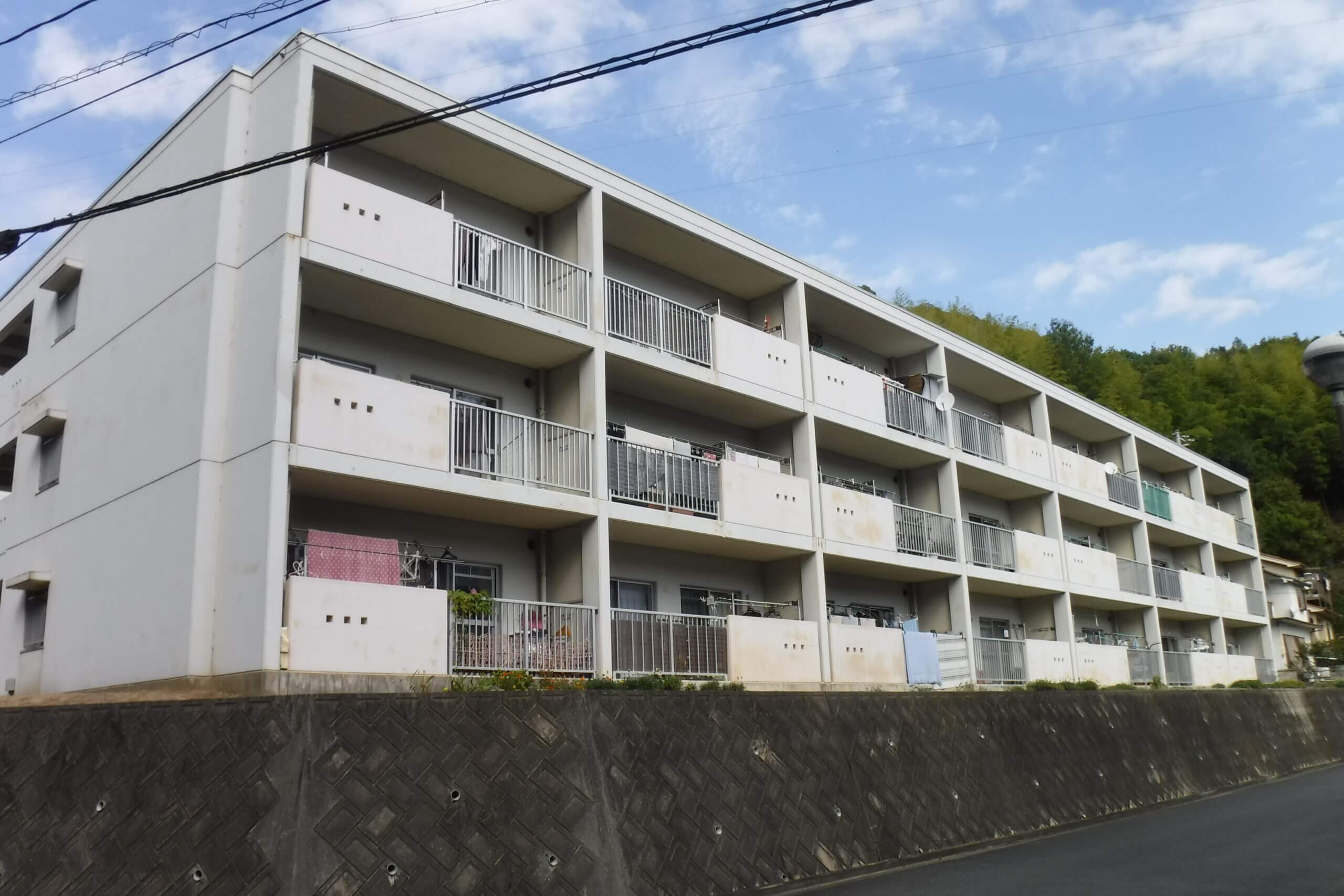 県営田の浦住宅